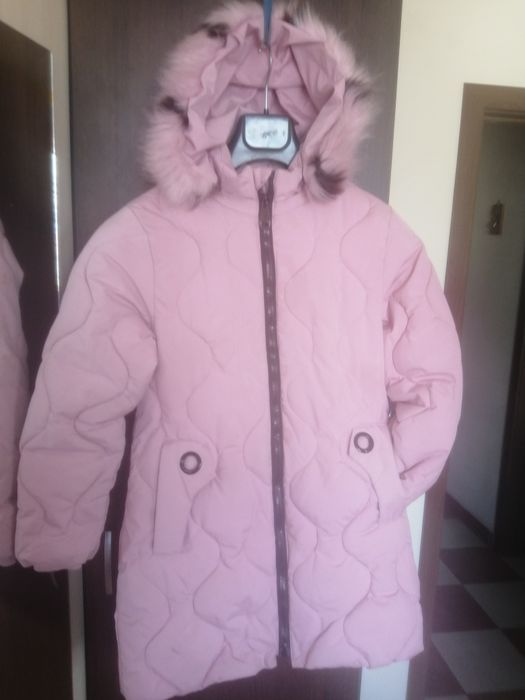 Дамско яке, за есенно зимен сезон.