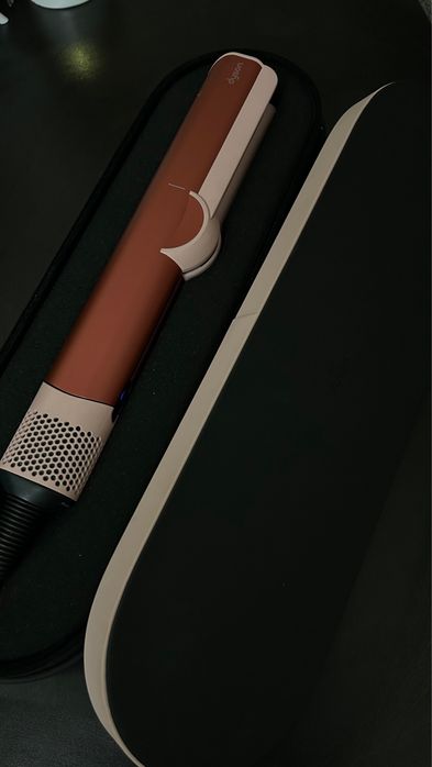 Dyson Airstrait HT01 красный, бордовый(оригинал)