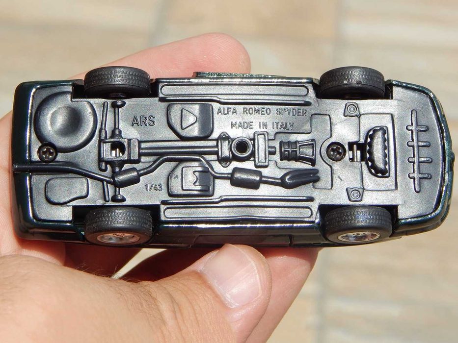Macheta Alfa Romeo Spider 2.0 Mk 4 1:43 fab ARS Italia