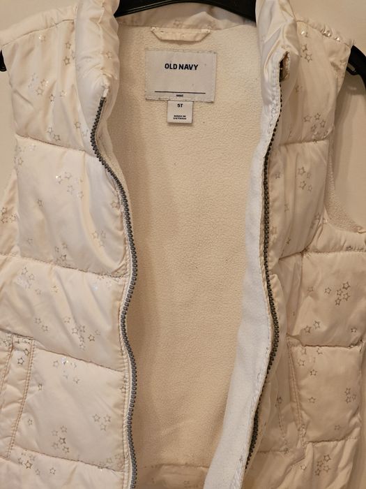 Vesta Old Navy marimea 5 ani