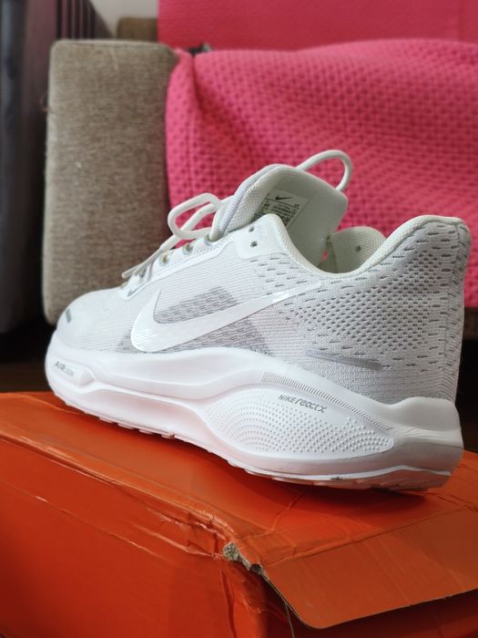 Кроссовки Nike  Pegasus