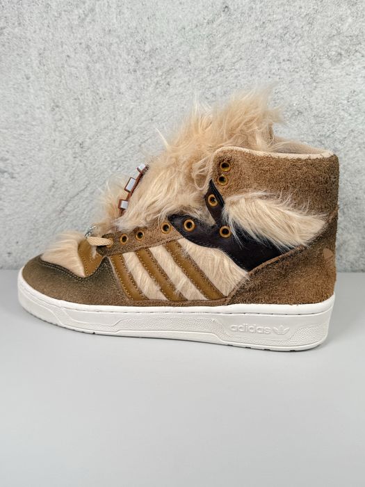 Adidas Rivalry Hi Star Wars Chewbacca