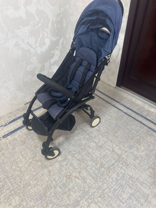 Продам прогулочную коляску бэйбитайм