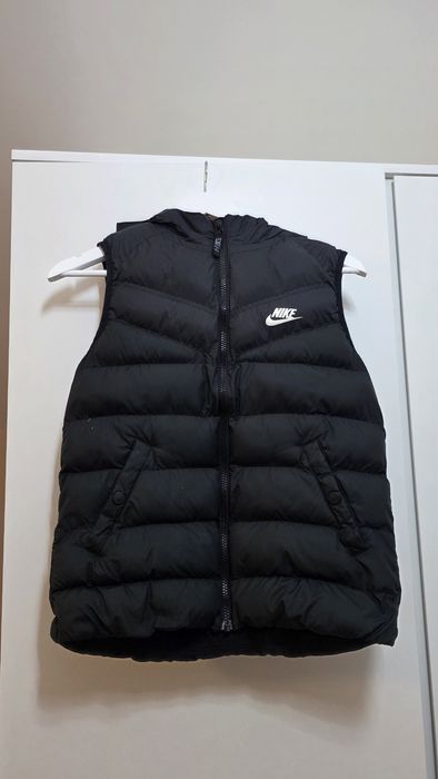 Якета и елек Nike