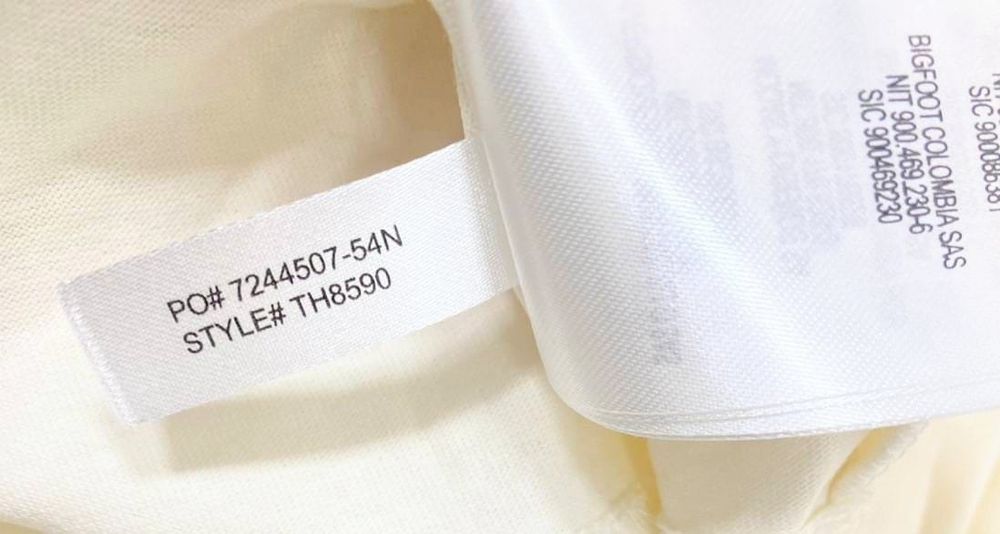 Тениска Lacoste чисто нова, неразопакована,с  плик ..