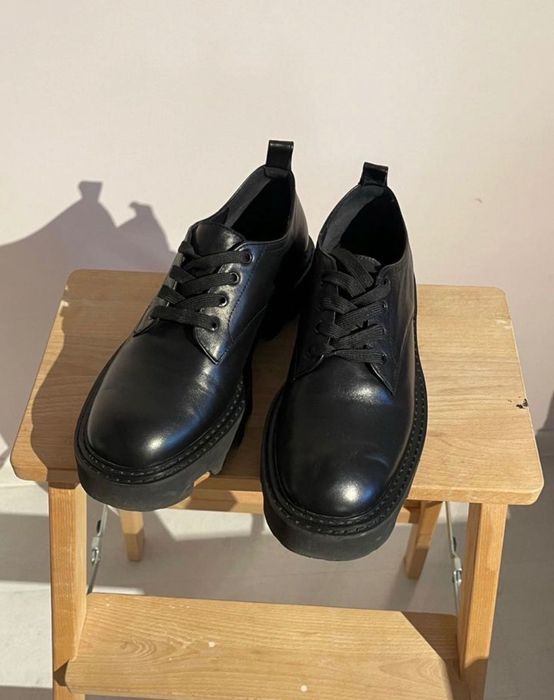 Ботинки из натуральной кожи 40 размер