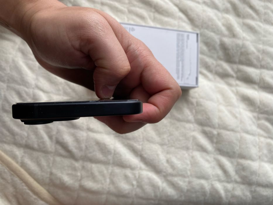 Iphone 15 256g. Продаю срочно