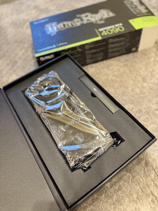 Продам видеокарту RTX 4090 Palit Game Rock