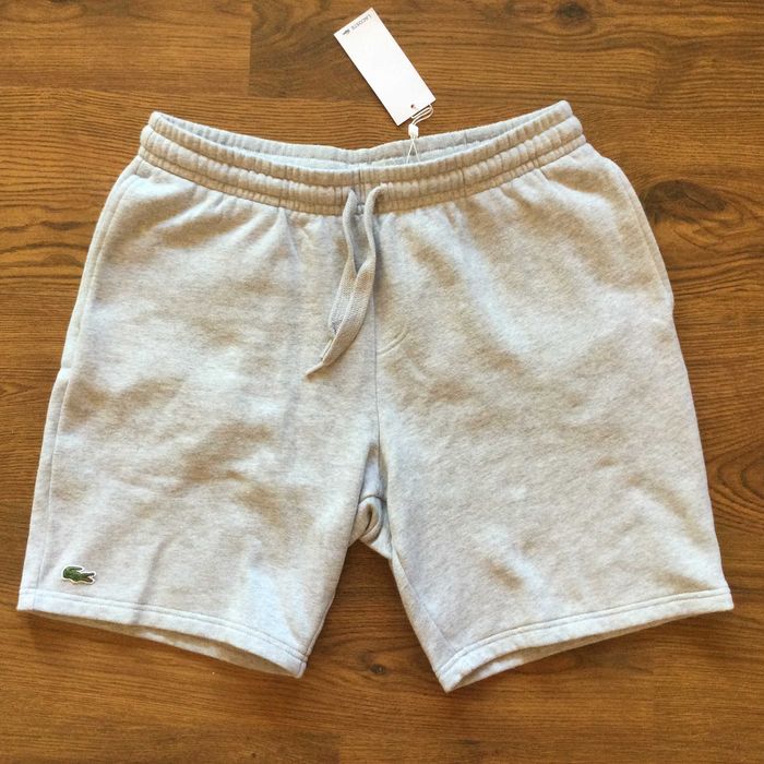 НОВИ оригинални памучни светло сиви къси гащета бермуди LACOSTE / Лакосте  размер 5 / L от САЩ