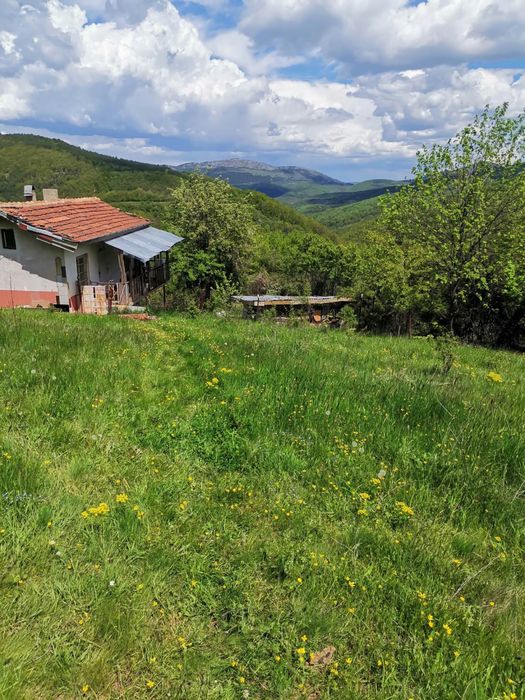 Продава се Къща в с. Ерул, Област Перник - 45 кв.м за 623 €/кв.м - Снимка #1