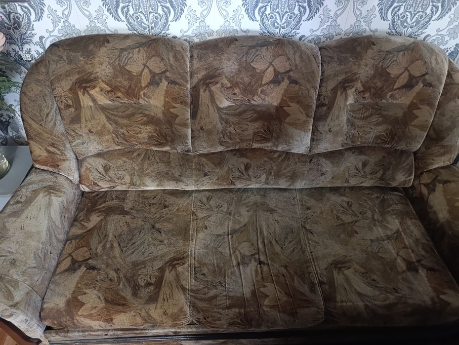 Продаю диван б/у