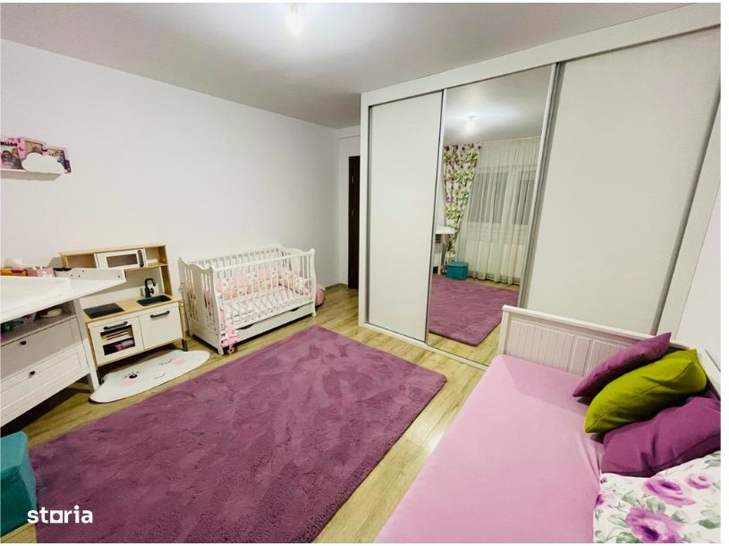 Apartament de Vănzare, 3 Camere, 81mp, 2 Parcari, Zona Selimbar.
