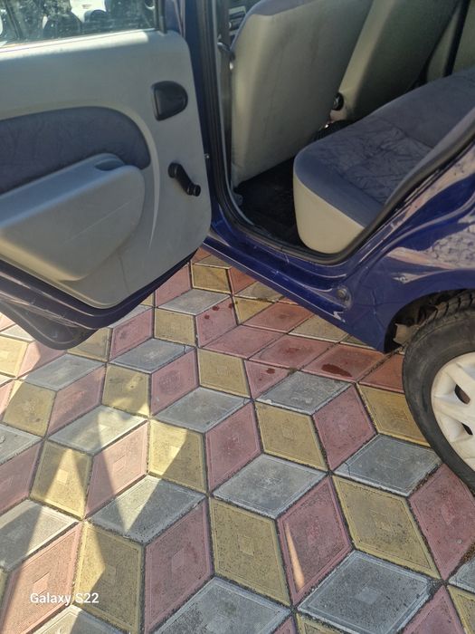 Vând schimb Dacia Logan