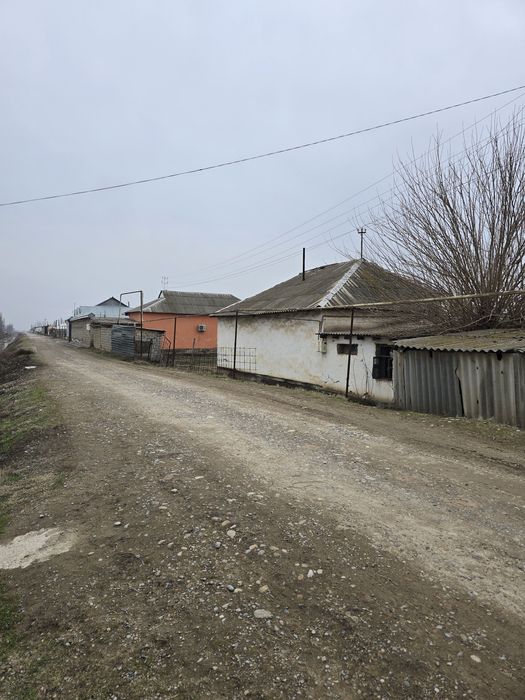 Srochna uy sotiladi sirdaryo tumanida