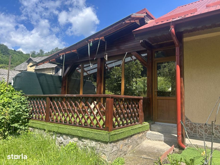 Casa,Luminis-Com.Piatra Soimului