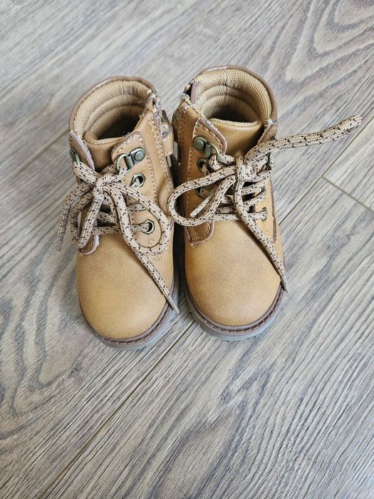 Детски боти Okaidi