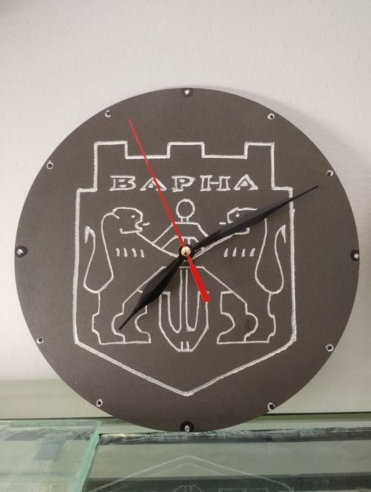 Ръчно изработени стенни часовници