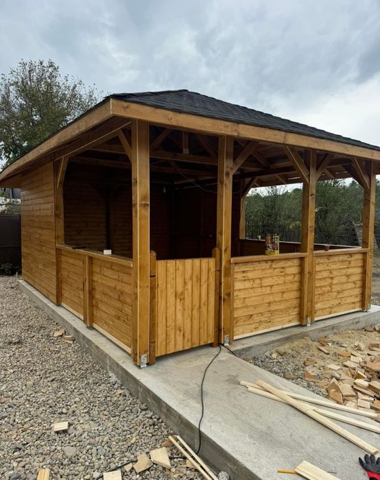 Vând foișor Terase din lemn
-foișoare la comanda
-pergole modele moder