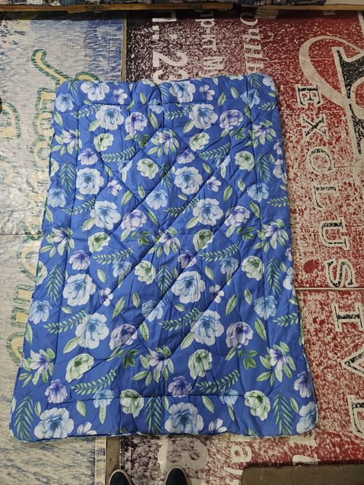 Одеяло синтепоное 1.5 спальное ОПТОМ ПО 80000СУМ