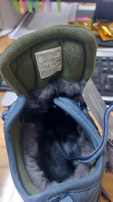 Продам Ботинки зимние