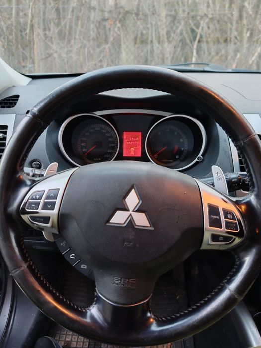 Mitsubishi Outlander 7 locuri 4x4 al-2lea proprietar