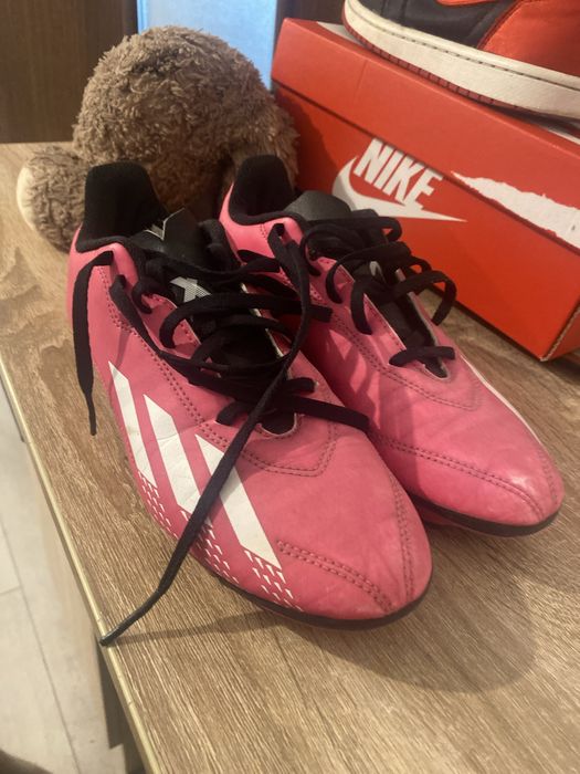 Ghete adidas cu crampoane