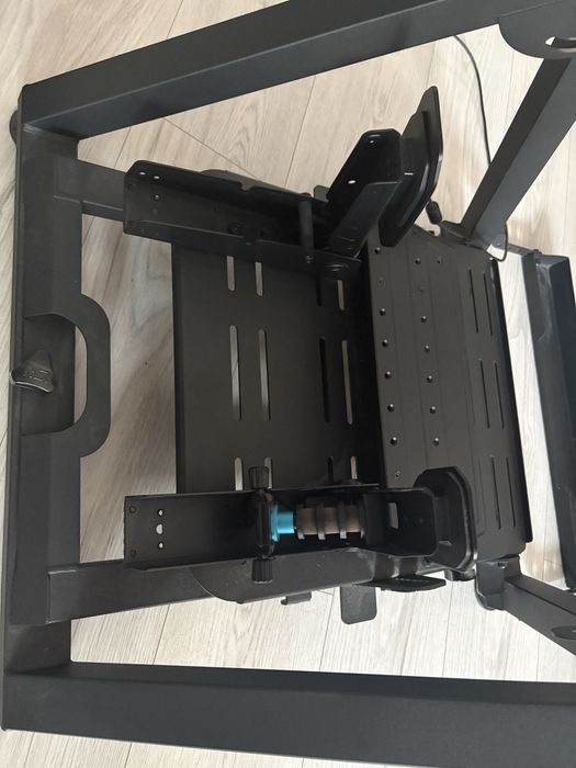 Logitech RS50 + Next level racing wheel stand 2.0