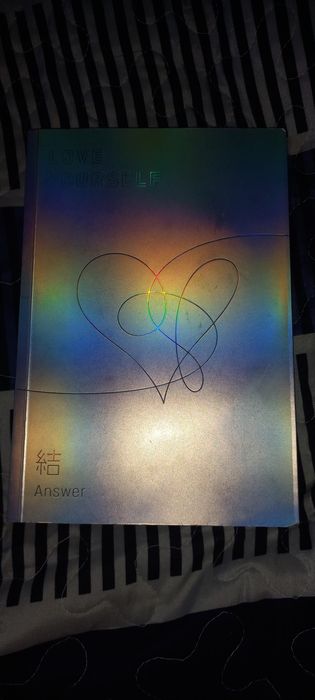 Vand album BTS Love yourself: Answer