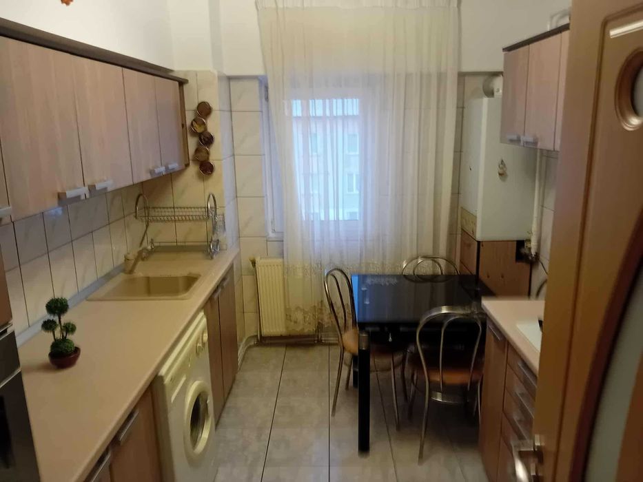 Ap 3 Cam Precista Scoala 10 la cheie mobilat 65mp etaj 4 pod centrala