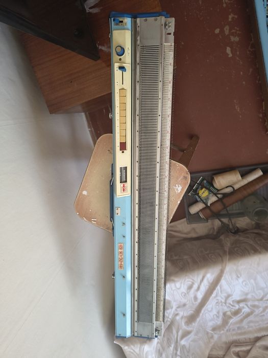 Вязальная машина