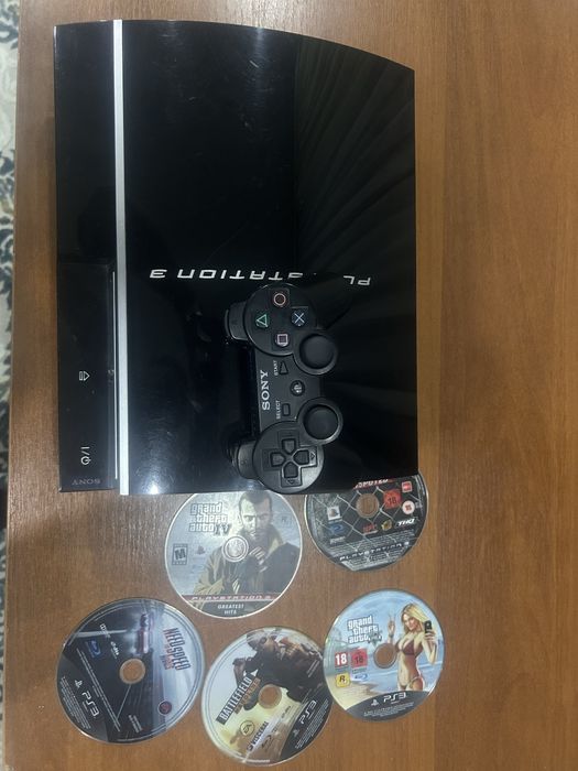 Playstation 3 продам