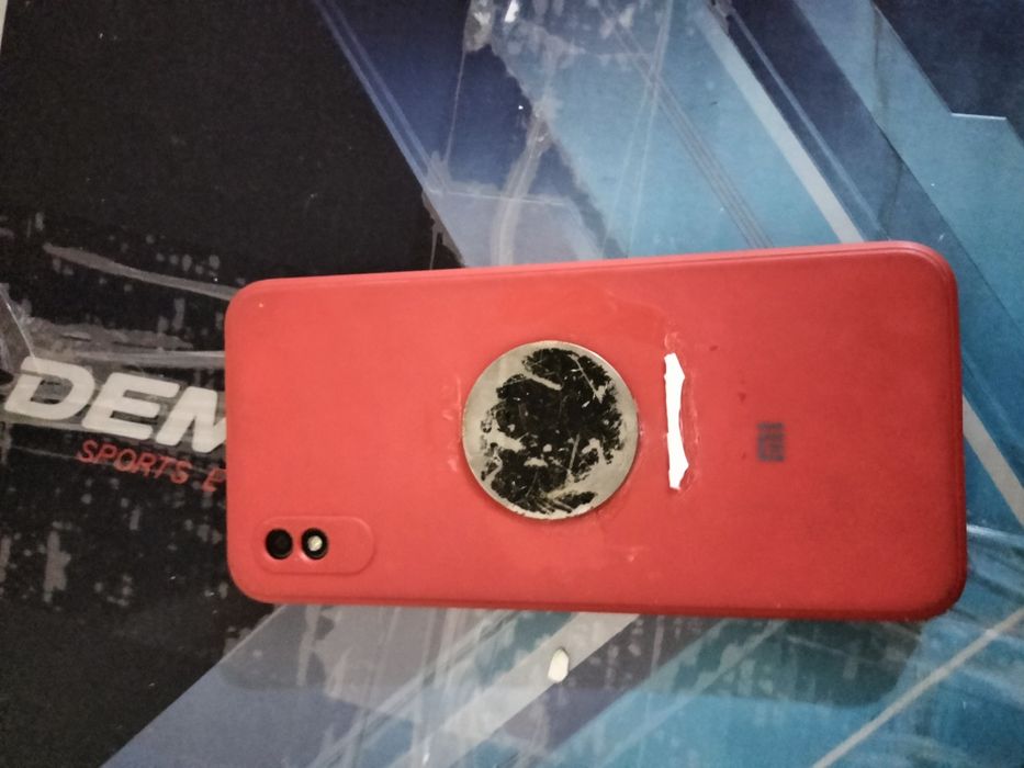 Продам телефон редми