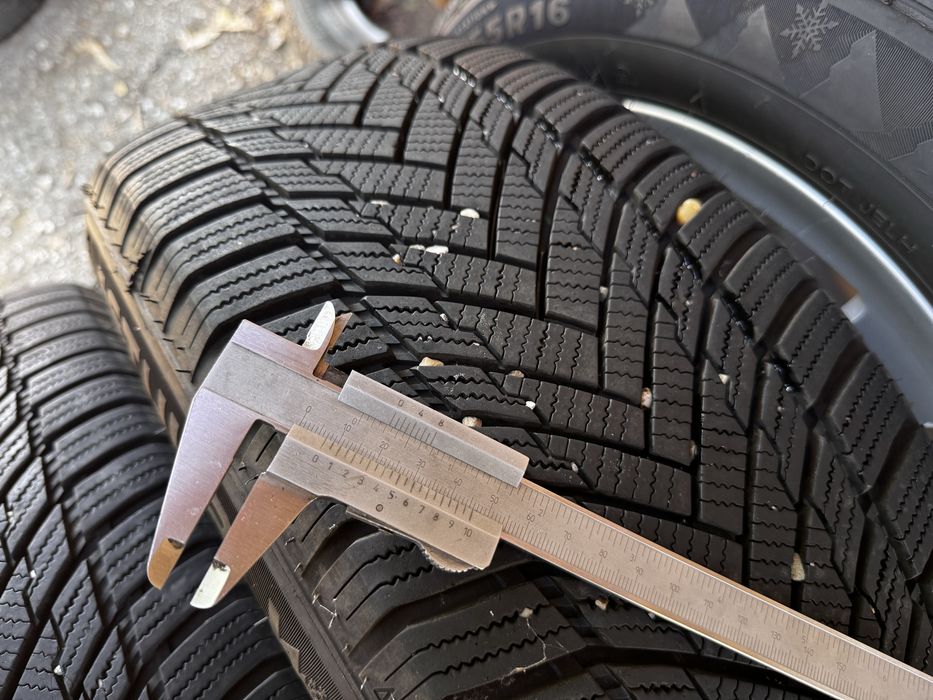 16” 5x120 7j ET20 с нови зимни гуми 205/55/16 Дот 25