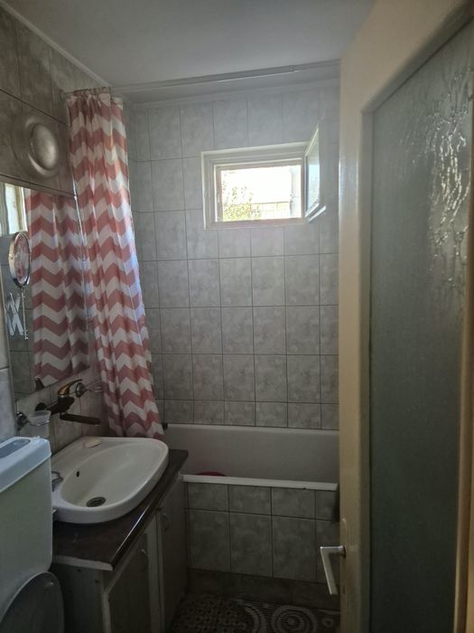 Apartament ultracentral 3 camere decomandat Onești