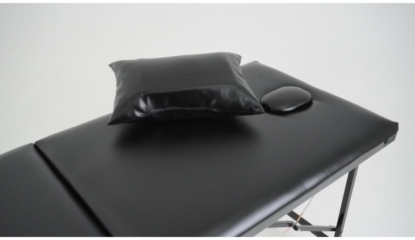 Массажная кушетка