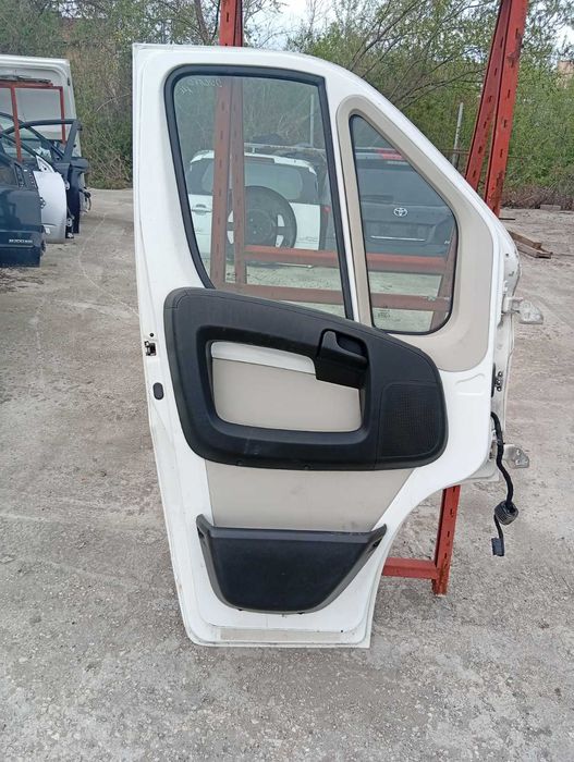 Врата предна лява Fiat Ducato 2011г