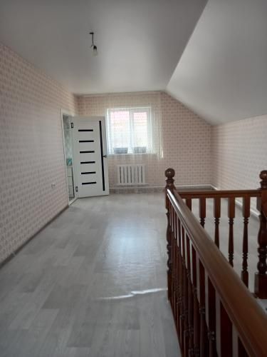 Продам 2-х этажный дом