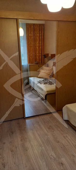 Дава се под наем Тристаен апартамент в София, Лозенец - 97 кв.м за 830 € - Снимка #4