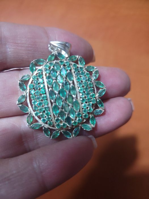 Pandantiv argint smaralde