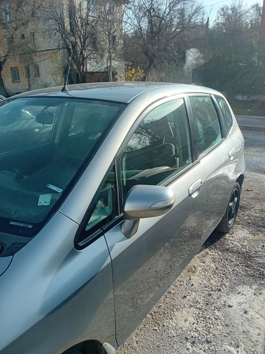 Honda jazz 2005 feislift