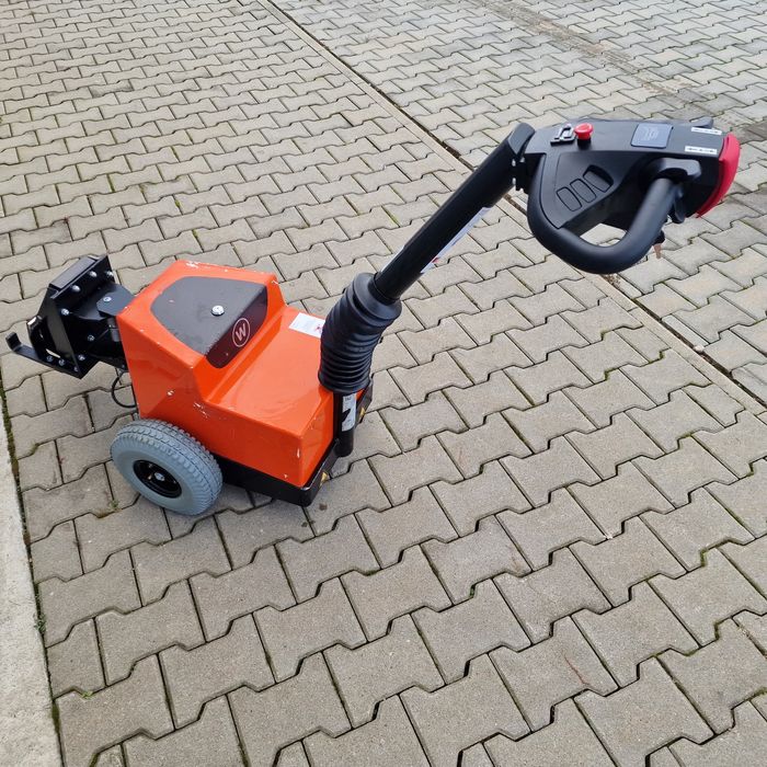 Toyota BT TWE 100 / Tracto Echipament de tractare /remorcare  Profi