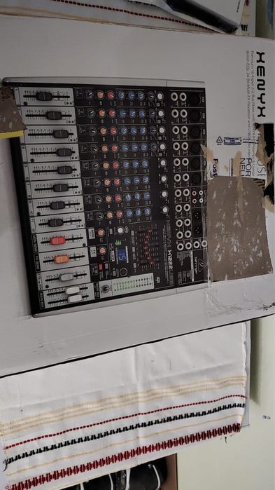 Behringer Xenyx 1222USB nou efecte placa sunet