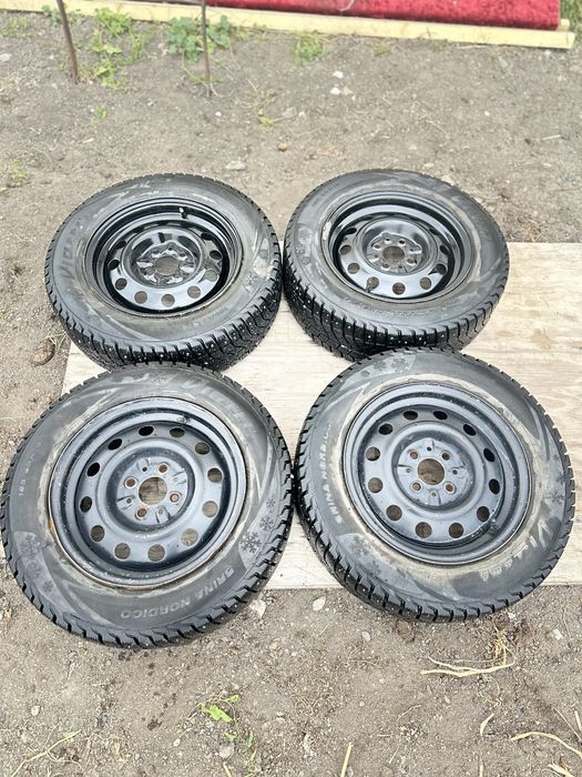 Продам комплект колесы р14