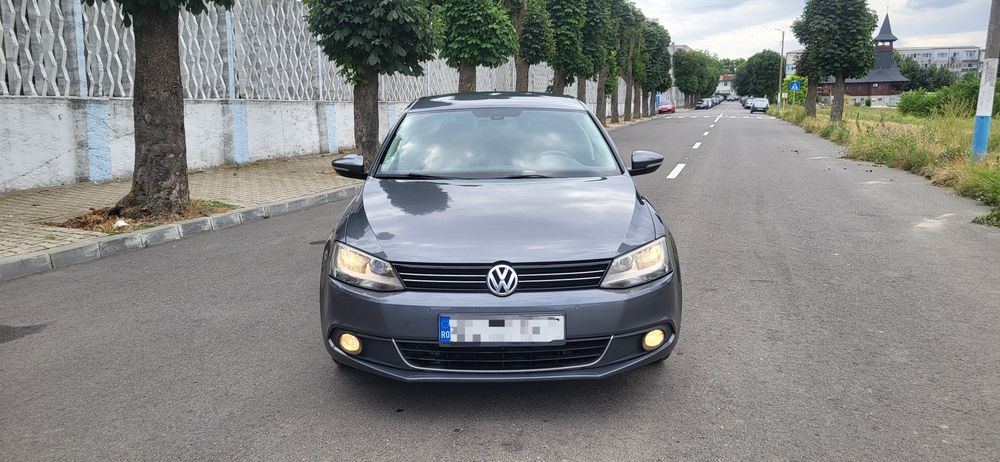 VOLKSWAGEN Jetta 2014