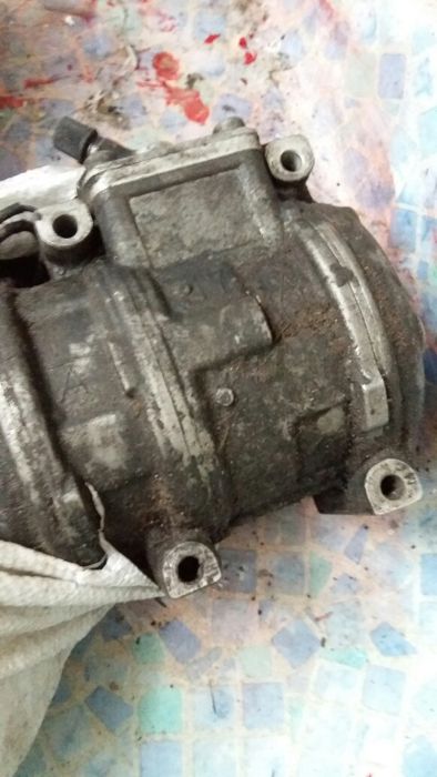 Продам генератор и компрессор конндционера Mitsubishi diamantle.