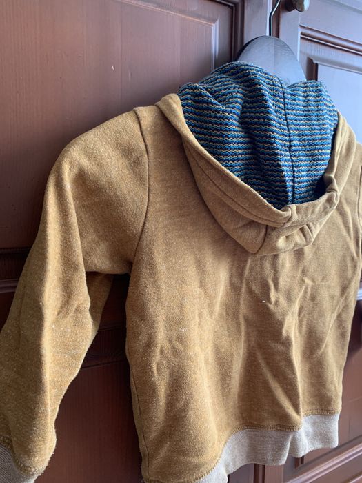 Сако 128 см яке 104см  горнище 104 см суичър 98 см