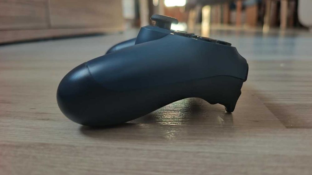 Controller PS4 in stare foarte buna