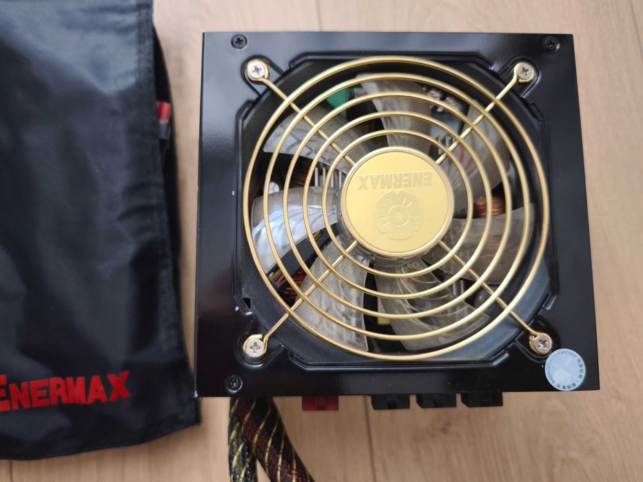 Sursa Modulara Enermax Liberty ELT400AWT 400w