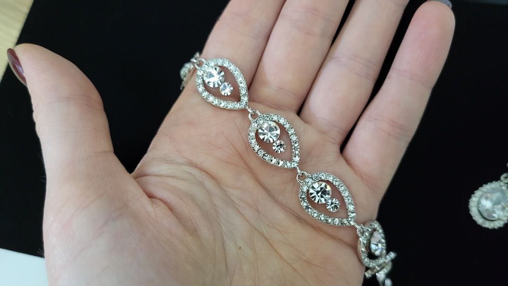 Комплект бижутерии