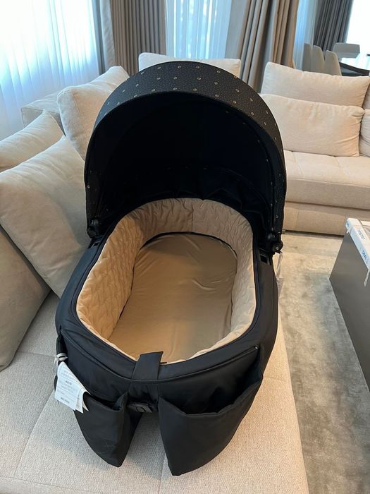 Мулти пак Stokke ( количка, Be safe столче за кола, зимни и летни комплекти, чанта за количка, приставка за Tripp Trapp, колан за Tripp Trapp, раница.